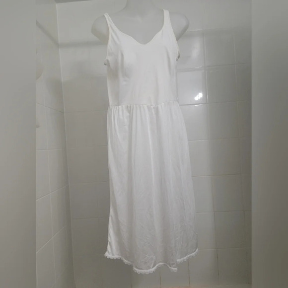 Vintage  Warners White Slip - Picture 4 of 7